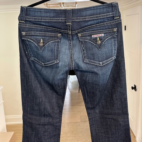 Hudson - Stretch bootcut jeans w/ triangular flap pockets in dark wash, Size 29 - Picture 12 of 16